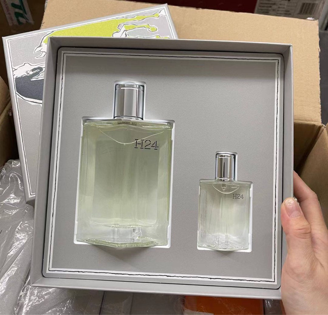 Hermès H24 Eau de Toilette Gift Set (100ml + 12.5ml) Secondary image