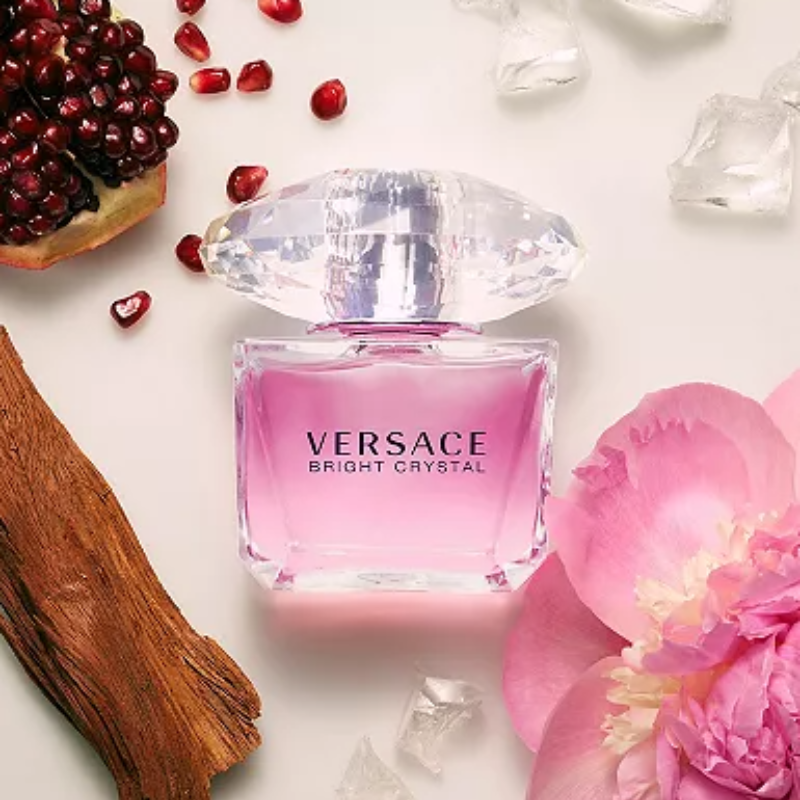 Versace Bright Crystal Eau De Toilette Secondary image
